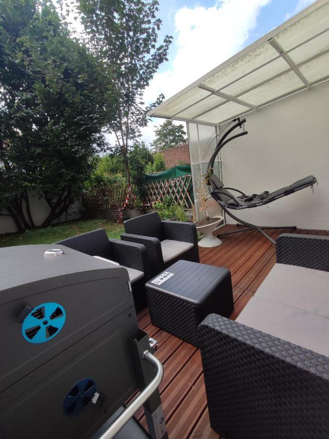 Appartement Chambre Prive Dans Une Maison Avec Terrasse Et Jardin Salles De Bain Partagees à Lille Extérieur photo
