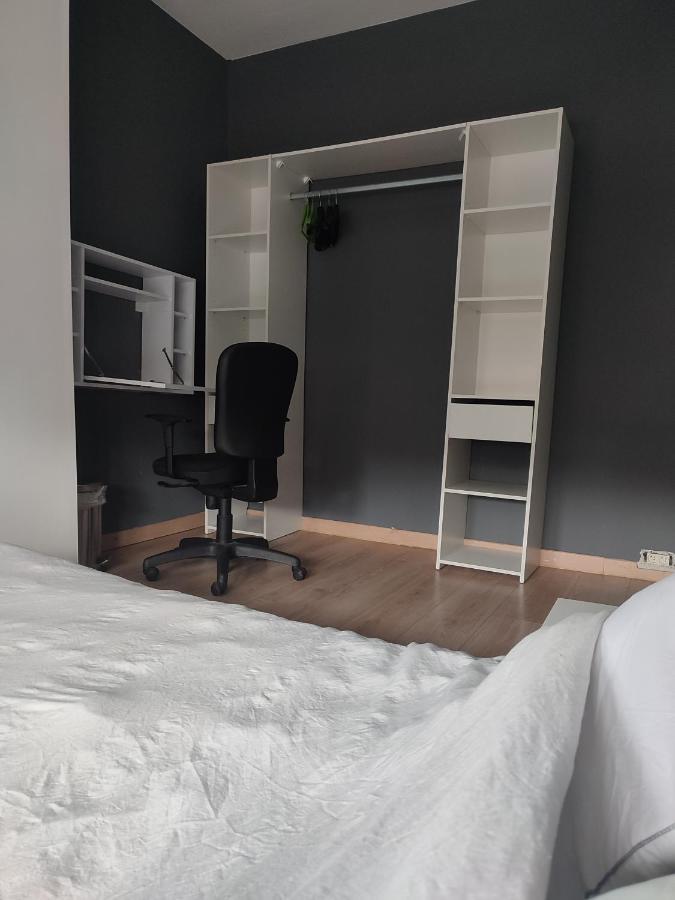 Appartement Chambre Prive Dans Une Maison Avec Terrasse Et Jardin Salles De Bain Partagees à Lille Extérieur photo